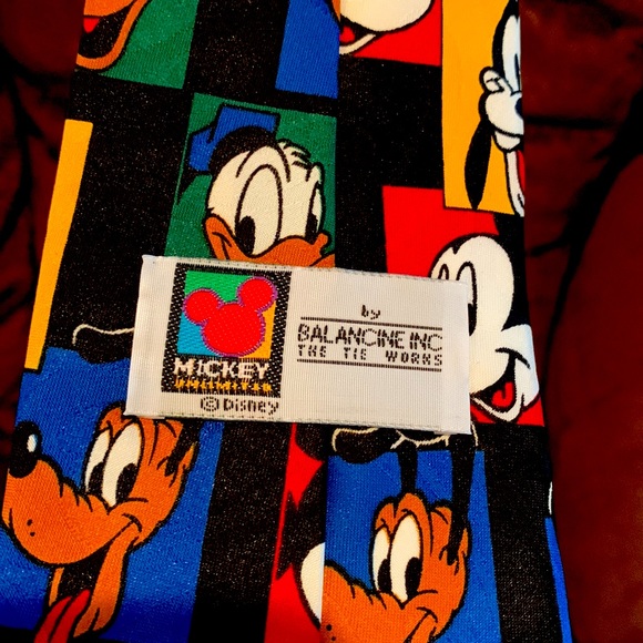 Disney Tie NWOT - Picture 3 of 3